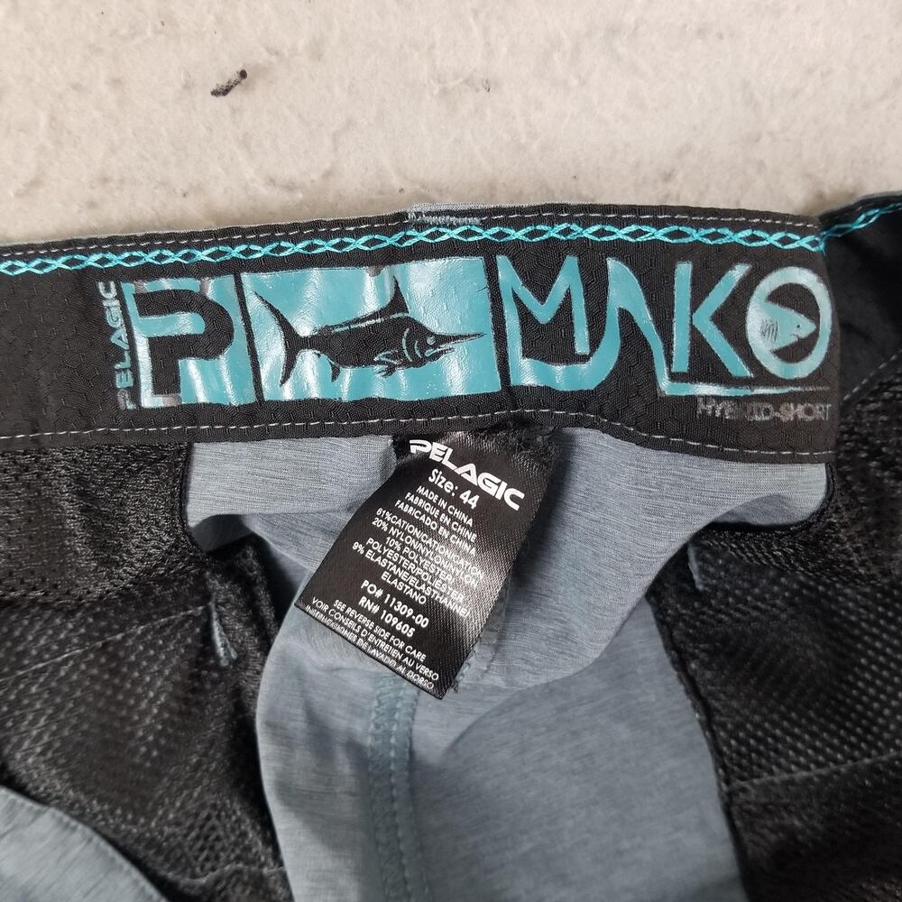 Pelagic Mako Hybrid Shorts Mens 44 Blue Fishing Performance Stretch Quick Dry - Picture 13 of 14